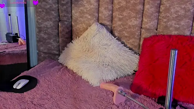 Missdionne curly online show from December 2025 12:01:02 PM