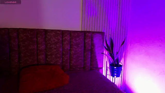 Missdionne curly online show from January 2026 11:15:02 AM