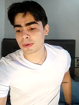 Mason grey online show from November 2025 04:00:02 PM