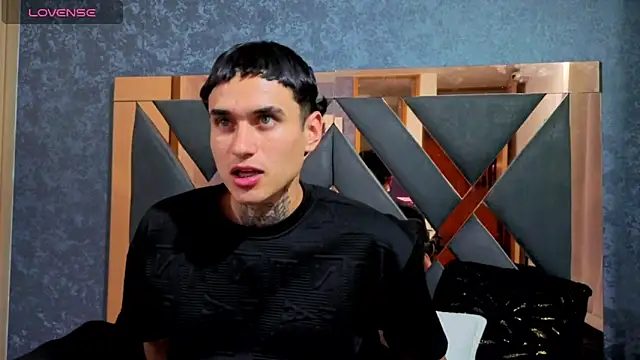 owen desmond online show from September 2025 02:26:02 AM