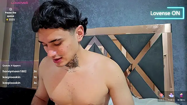 owen desmond online show from October 2025 02:22:02 AM