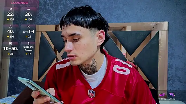 owen desmond online show from October 2025 02:34:01 AM