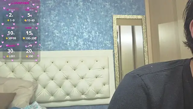 owen desmond online show from October 2025 02:56:01 AM