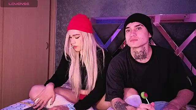 owen desmond online show from October 2025 04:01:02 AM