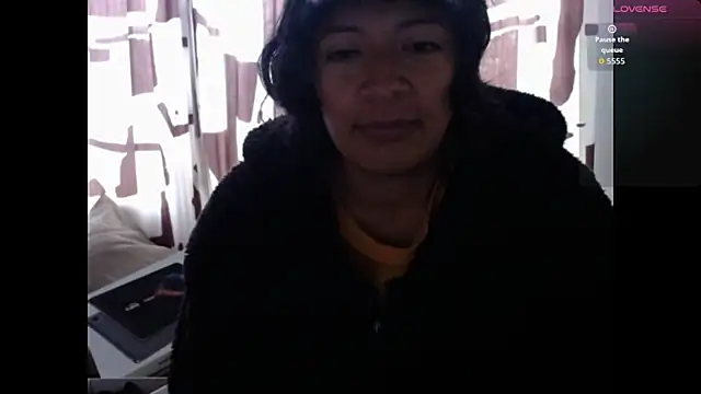 Acelinrose online show from July 2026 12:21:02 PM