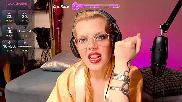 tacodeluxxxe online show from November 2025 10:53:02 PM