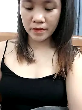 Snapshot of Norah-h chatting on October 2025 03:51:01 PM Norah-h online show from October 2025 03:51:01 PM