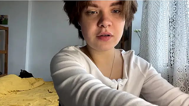 SabrinaFolts online show from September 2025 09:11:02 AM