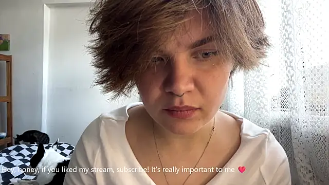 SabrinaFolts online show from September 2025 09:13:01 AM