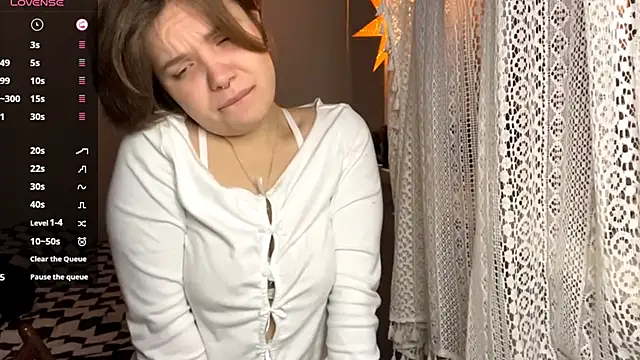 SabrinaFolts online show from October 2025 06:24:01 PM