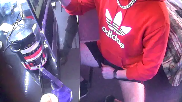 Snapshot of andrewspencer6969 chatting on October 2025 12:50:01 PM andrewspencer6969 online show from October 2025 12:50:01 PM