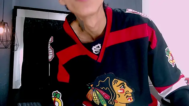 Daniel delux  online show from December 2025 11:08:02 AM