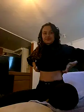 Camila Nyx online show from November 2025 09:25:02 PM