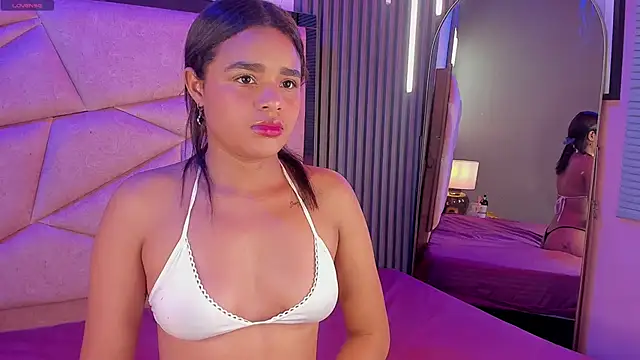 Salome Duque online show from November 2025 05:22:01 PM