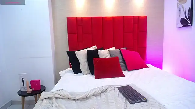 EmilyCley online show from April 2026 09:39:33 PM