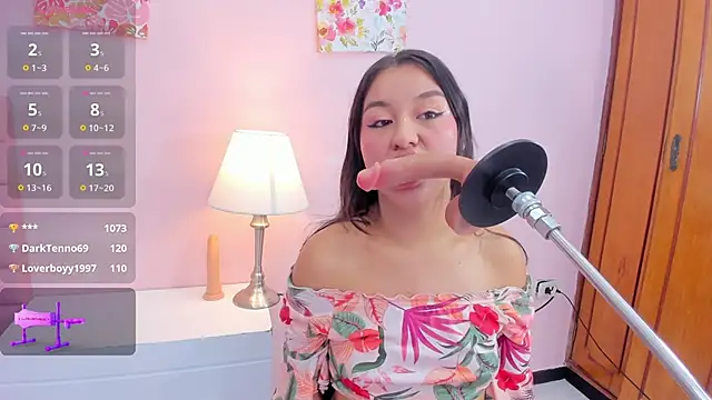 mia celezte online show from October 2025 12:06:01 PM