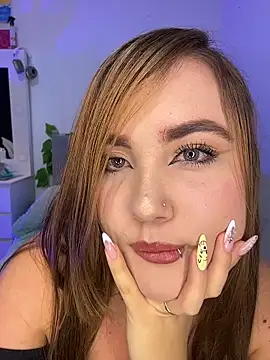 Dakota Greys online show from November 2025 05:33:02 PM