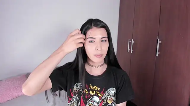 Snapshot of ScarlettRosetti chatting on September 2025 02:17:01 AM ScarlettRosetti online show from September 2025 02:17:01 AM