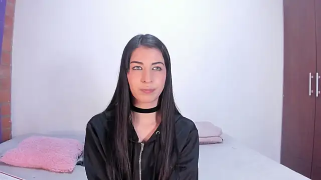 Snapshot of ScarlettRosetti chatting on October 2025 03:12:02 AM ScarlettRosetti online show from October 2025 03:12:02 AM