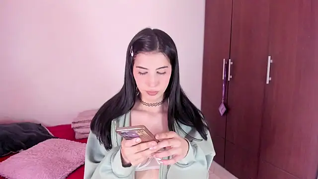 Snapshot of ScarlettRosetti chatting on December 2025 03:12:02 AM ScarlettRosetti online show from December 2025 03:12:02 AM