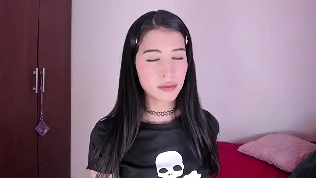 Snapshot of ScarlettRosetti chatting on December 2025 02:28:02 AM ScarlettRosetti online show from December 2025 02:28:02 AM