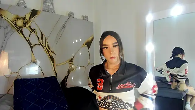 SweettPoison  online show from June 2026 02:24:02 AM