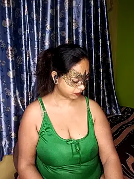 Snapshot of Big_Ass_Nikita chatting on November 2025 05:08:01 PM Big Ass Nikita online show from November 2025 05:08:01 PM