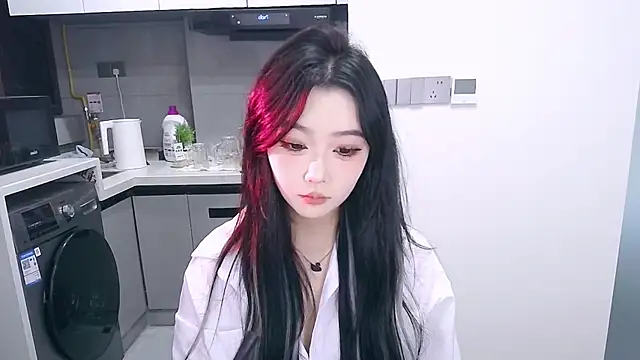 Snapshot of Miao-Maimiao chatting on October 2025 03:21:02 PM Miao-Maimiao online show from October 2025 03:21:02 PM