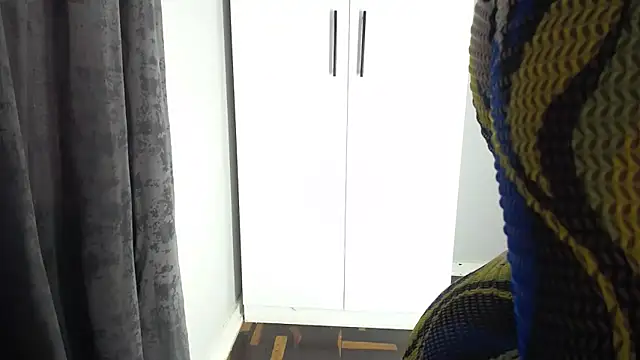 Snapshot of Juiceybileh chatting on November 2025 01:00:01 PM Juiceybileh online show from November 2025 01:00:01 PM