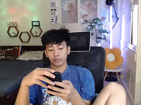 Snapshot of niel_cumshow chatting on December 2025 07:14:02 AM niel cumshow online show from December 2025 07:14:02 AM