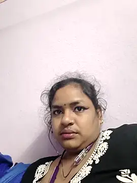 Deborbhavi222 online show from December 2025 03:52:01 PM