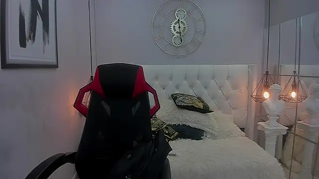 wildthor26 online show from October 2025 04:42:01 AM