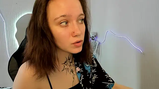 Elastikisss online show from April 2026 07:58:02 AM