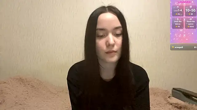 Snapshot of VividSienna chatting on November 2025 03:00:02 PM VividSienna online show from November 2025 03:00:02 PM