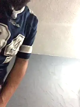 Snapshot of ormike007 chatting on October 2025 08:25:01 AM ormike007 online show from October 2025 08:25:01 AM