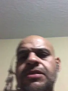 Snapshot of ormike007 chatting on March 2026 11:50:01 AM ormike007 online show from March 2026 11:50:01 AM