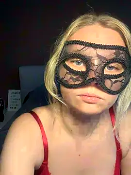 Cherrycolada online show from October 2025 10:05:02 AM