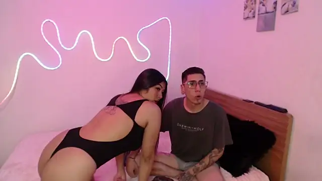 zoe-mate14 online show from February 2026 05:58:02 AM