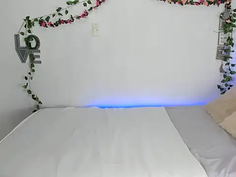 Snapshot of michell_anyeli chatting on October 2025 10:41:02 PM michell anyeli online show from October 2025 10:41:02 PM