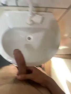 ooMiguel17CM online show from February 2026 05:34:01 PM