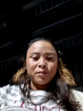 xuxulovezz online show from October 2025 11:43:02 AM