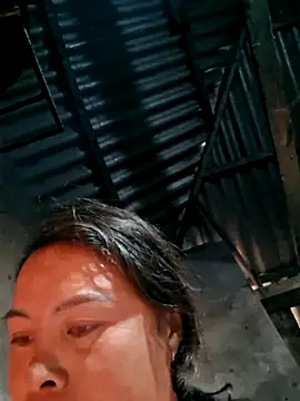 xuxulovezz online show from December 2025 07:47:01 AM