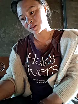 xuxulovezz online show from March 2026 01:53:01 AM