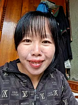 helenzz online show from November 2025 04:55:02 AM