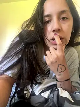 Eve2499 online show from September 2025 06:24:02 PM