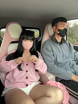 Snapshot of helen-my chatting on November 2025 09:33:01 AM helen-my online show from November 2025 09:33:01 AM