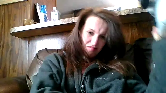 brunettebabexo3 online show from January 2026 04:00:01 PM