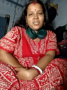 Snapshot of reya743 chatting on October 2025 08:05:02 PM reya743 online show from October 2025 08:05:02 PM