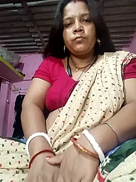 Snapshot of reya743 chatting on November 2025 12:01:02 AM reya743 online show from November 2025 12:01:02 AM