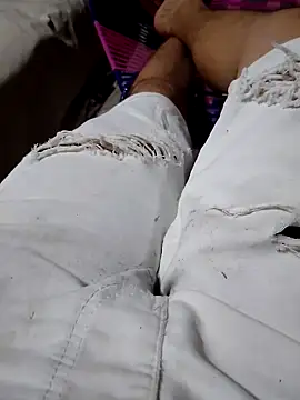 SALCEDO 041198 online show from November 2025 02:36:02 AM